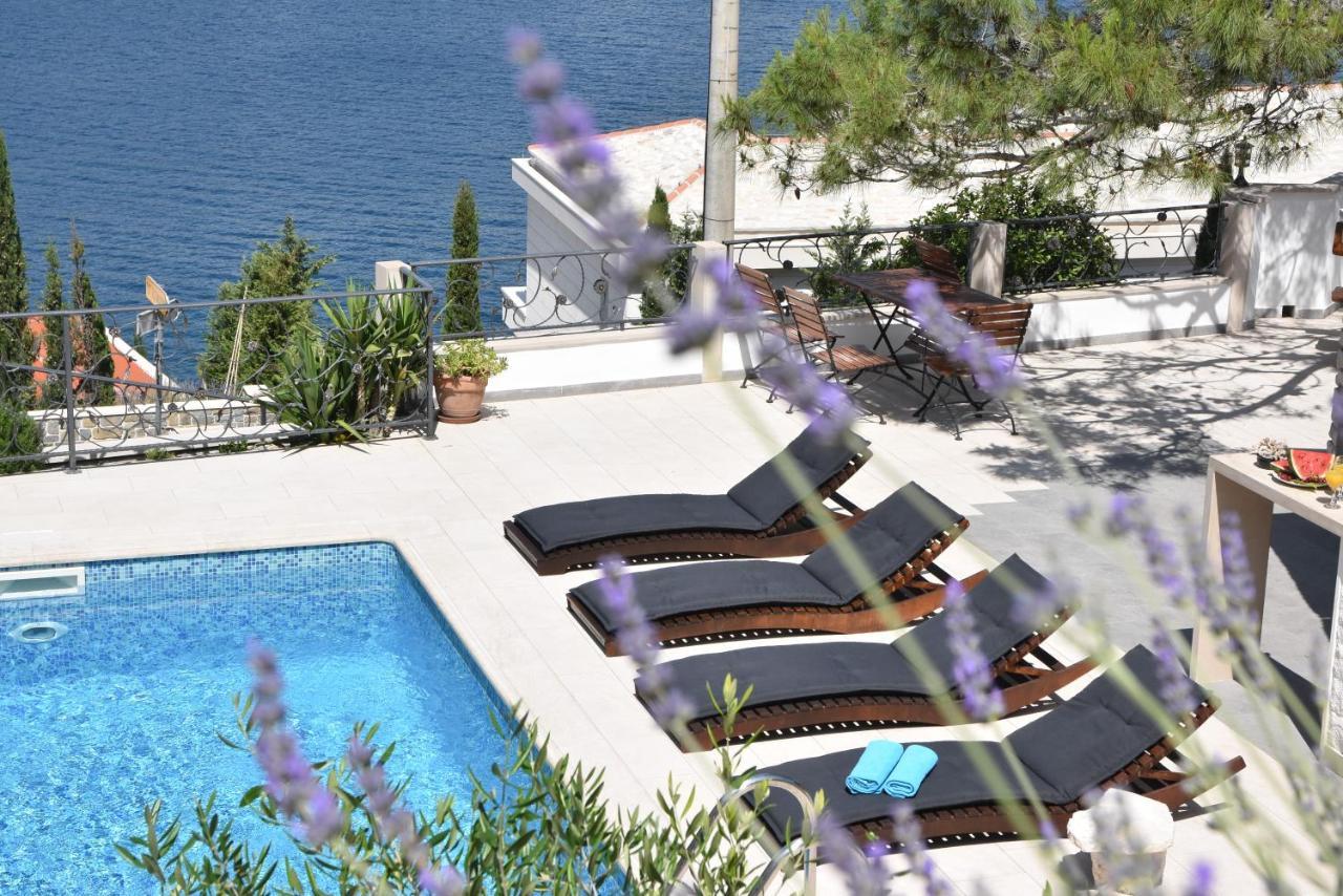 Villa Sky With Stunning View Selca Kültér fotó